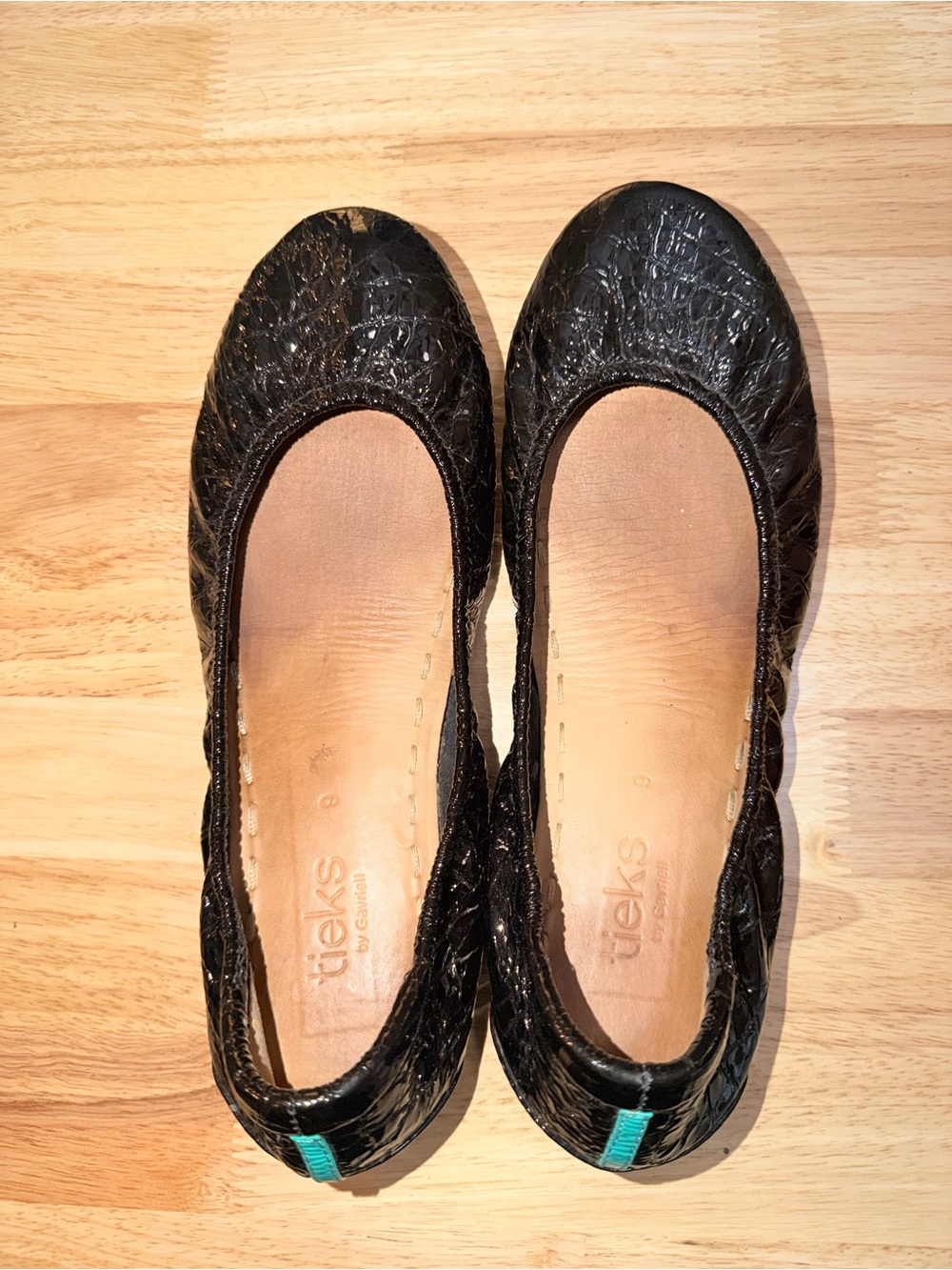 Tieks Patent Black